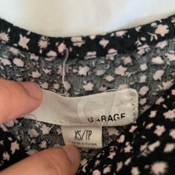 Garage, Black and Floral Cropped Camisole with Cutout, Size: X Small - Picture 4 of 4